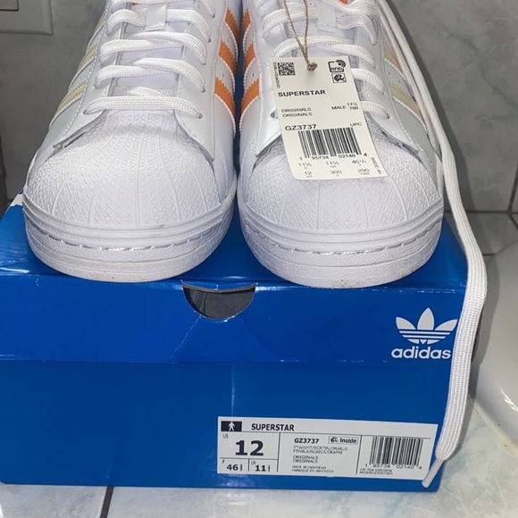 ๐๐๐
๐ผ NWT ADIDAS superstar gz3737 - Picture 11 of 13